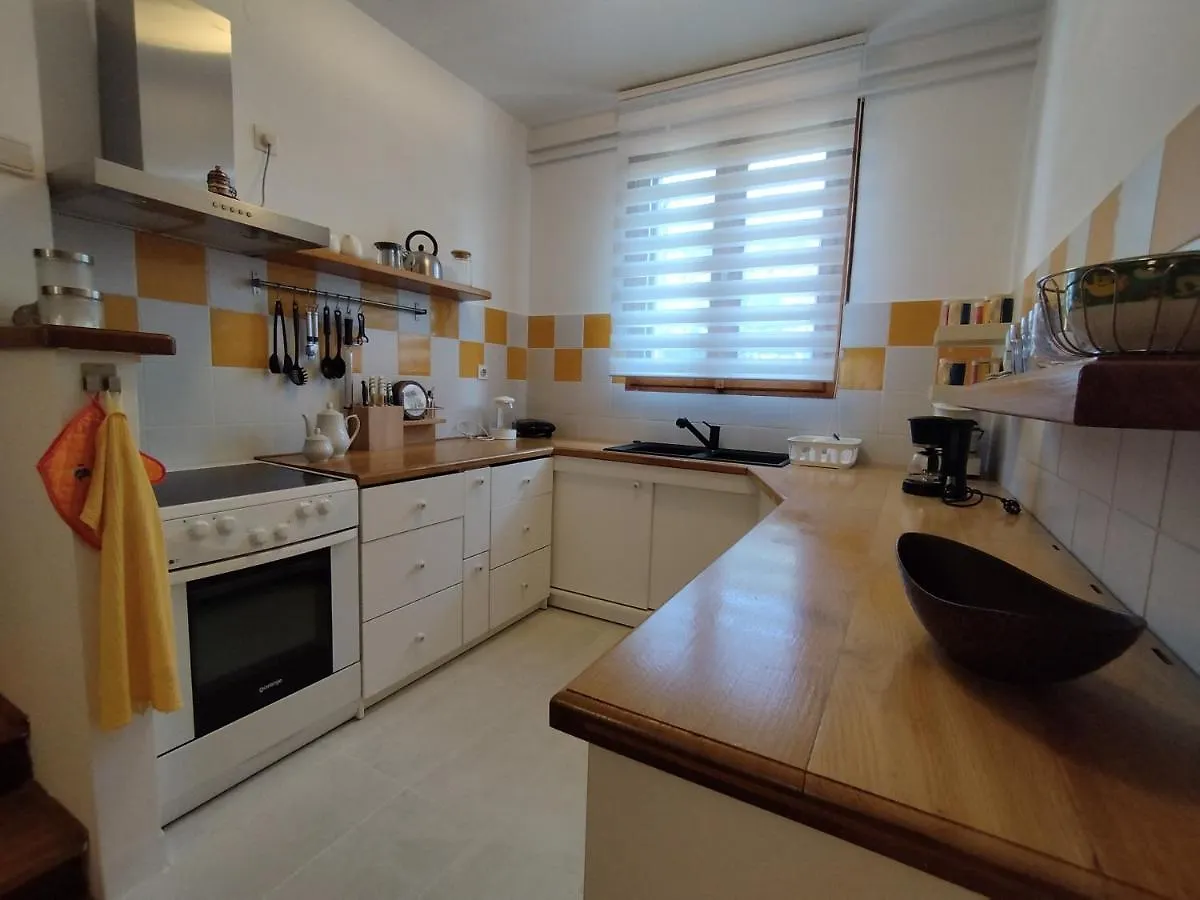 Apartment In Medulin With Garden 0*,  Croatie