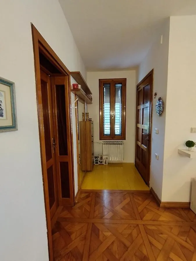 Apartment In Medulin With Garden 0*,